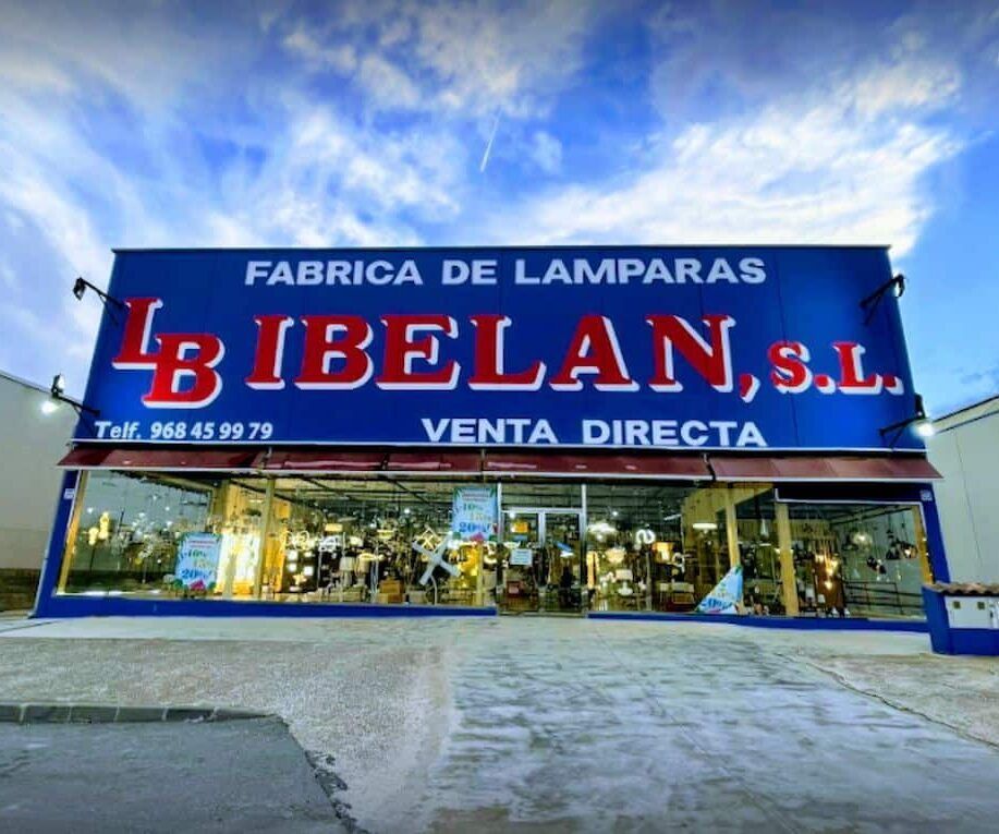 fachada ibelan e1723456537264 - Lámparas Ibelan Fábrica de lámparas y ventiladores de techo - Murcia